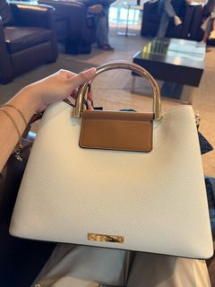 (Category: ) located in . Submitted by thallysielle (Listing ID 1383190393, Image 1). Description: .