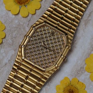 (Category: ) located in . Submitted by rafflesiavintage (Listing ID 1383239850, Image 1). Description: .