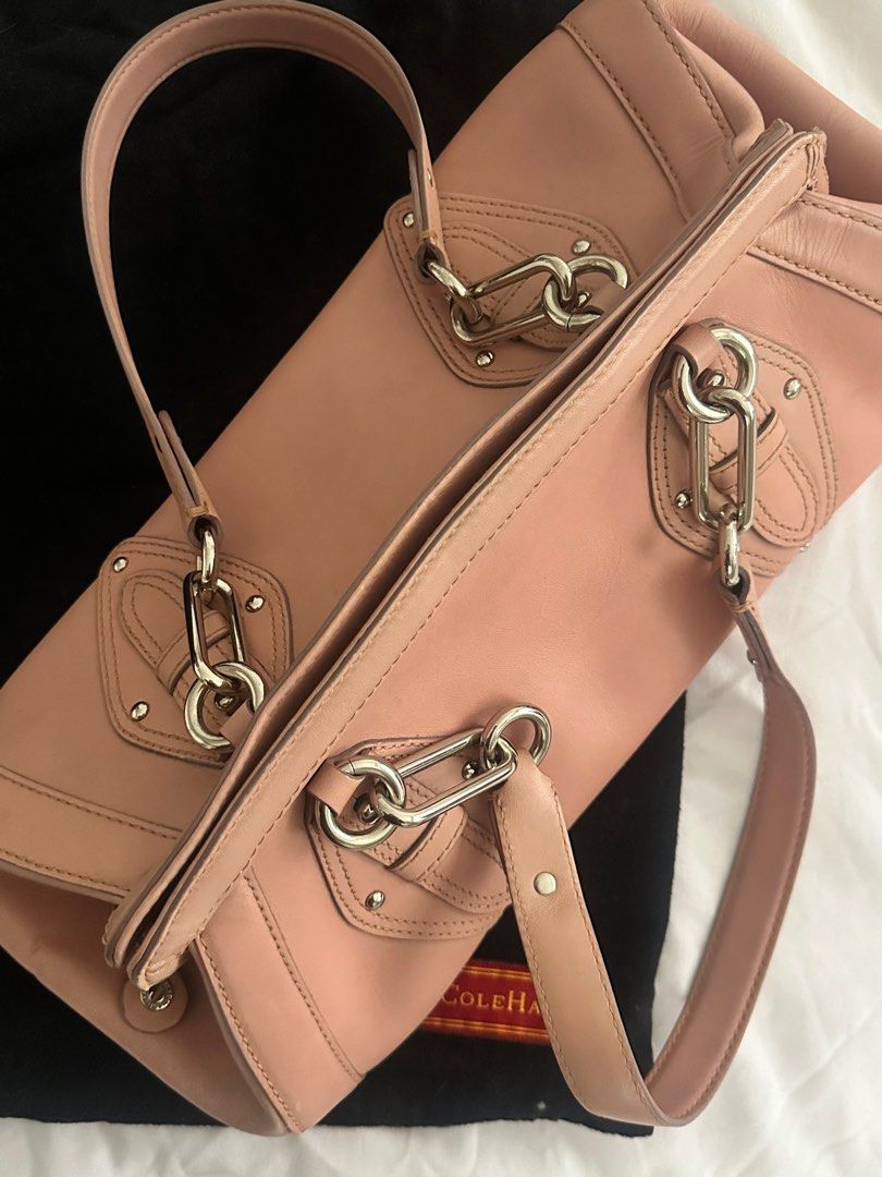 Authentic Cole Haan Vintage Y2K Shoulder Bag (Category: Shoulder Bags) located in Las Pinas. Submitted by gianinaa (Listing ID 1383154612, Image 3). Description: Super cute blush pink shoulder bag with silver hardware and buckle details for that true Y2K vibe. Compact but roomy enough for your daily essentials. - 100% authentic - With original dust bag - Excellent vintage condition.