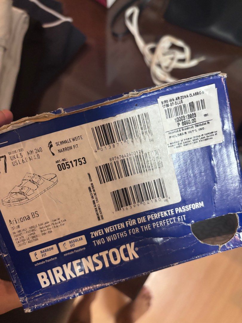 BIRKENSTOCK ARIZONA WOMENS (Category: Flats & Sandals) located in Makati City. Submitted by imryzz (Listing ID 1383247705, Image 3). Description: SELLING MY BIRKENSTOCK ARIZONA LEATHER IN NAVY BLUE RFS: GIFT but wrong size, brand new with tag amd box. As per my friend she bought this mid july. size 37 Actual photos posted. Not used no dust/dirt on the sole Literally BRAND NEW Original price: 6990 Selling for 5500 no haggling pls.