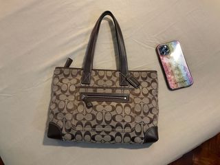 (Category: ) located in . Submitted by coachseller (Listing ID 1383268377, Image 1). Description: .