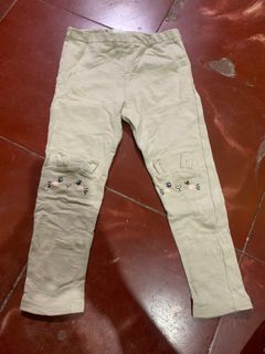 (Kategori: ) berada di . Dikirim oleh belovedthriftbymiraa_ (ID iklan 1383134356, Gambar 1). Deskripsi: .