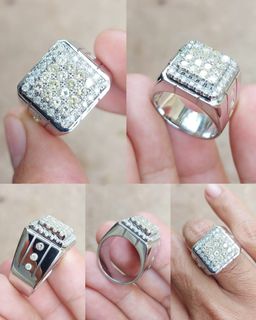 (Kategori: ) berada di . Dikirim oleh gallery.berlian.banjar (ID iklan 1383072176, Gambar 1). Deskripsi: .
