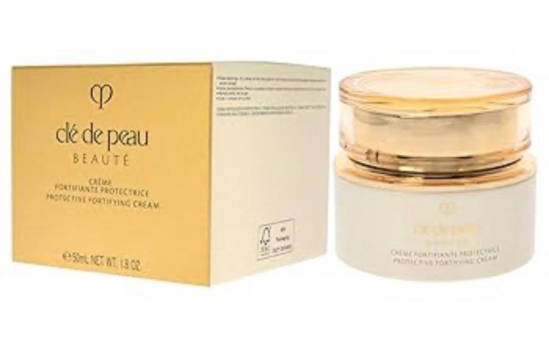 Clé De Peau Protective Fortifying Creme Mini (5 ml) (Category: Face Care) located in Quezon City. Submitted by chiuxchan (Listing ID 1383222954, Image 1). Description: Clé De Peau Protective Fortifying Creme Mini (5 ml) -1000 -BRAND NEW and AUTHENTIC -Size: 5 ml -How to Use: Apply to the face each morning. With the spatula, lift an appropriate amount of cream onto your fingertip. Smooth gently over skin. -A daytime cream to boost skin intelligenc