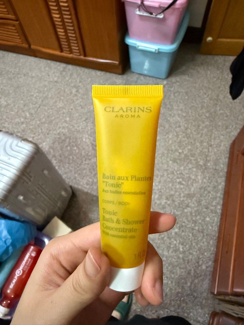 由 yachuyoung (刊登 ID 1383221993，圖片 1) 提交，位於 雲林縣 (Yunlin) 的 CLARINS 芳香調和沐浴精30ml (類別：個人清潔保養)，說明：有效期限到2025/9。
