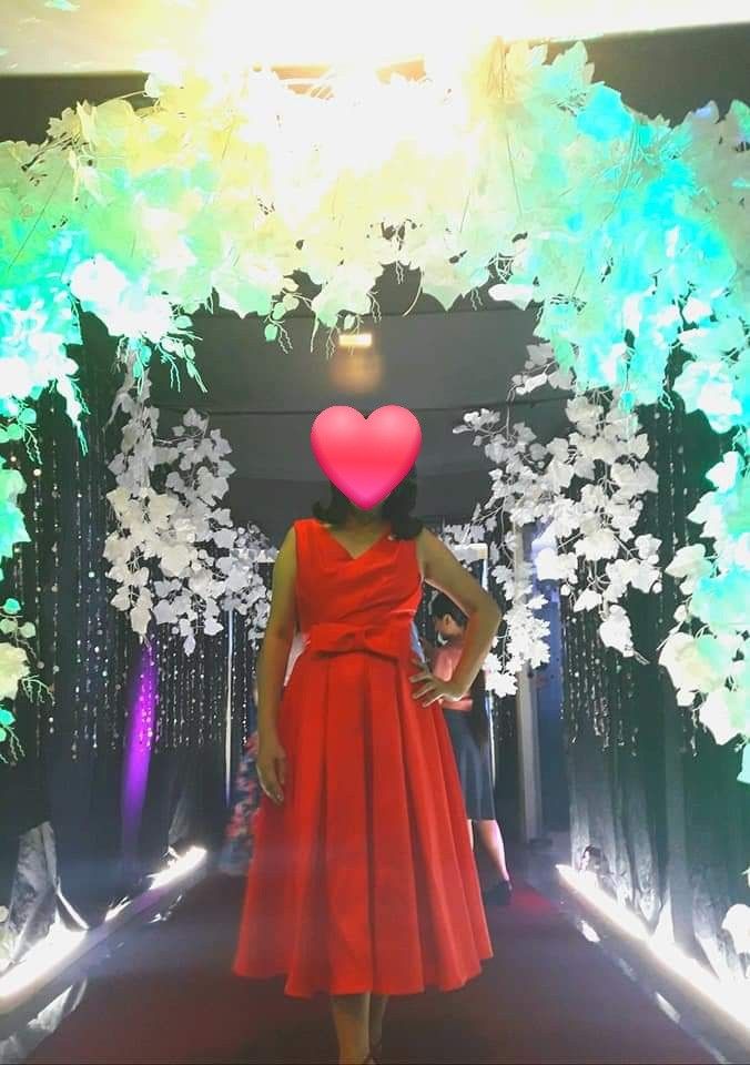 Classy Red Formal Dress | Worn Once | Size L (Category: Evening dresses & gowns) located in Paranaque City. Submitted by leneleng (Listing ID 1383073800, Image 3). Description: CONDITION: LIKE NEW. Used once for company anniversary. 🖤 Originally purchased for PHP 2,800 at Landmark 🖤 Very comfortable to wear — light, flowy, and easy to move in, built-in bra pads 🖤 In excellent condition ✨ Zipper closure, includes a detachable bow belt for added