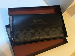(Kategori: ) berada di . Dikirim oleh lemariluxury (ID iklan 1383256347, Gambar 1). Deskripsi: .