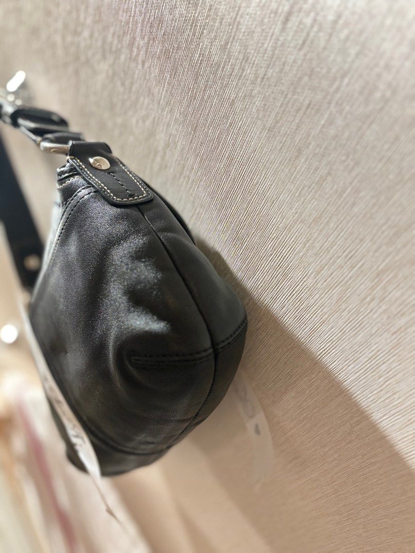 Coach mini soho (Category: Luxury Bags & Wallets) located in Bacoor. Submitted by sixtin_ (Listing ID 1383200575, Image 3). Description: Rank B Good condition Minimal sign of usage No hangtag Free bag charm.