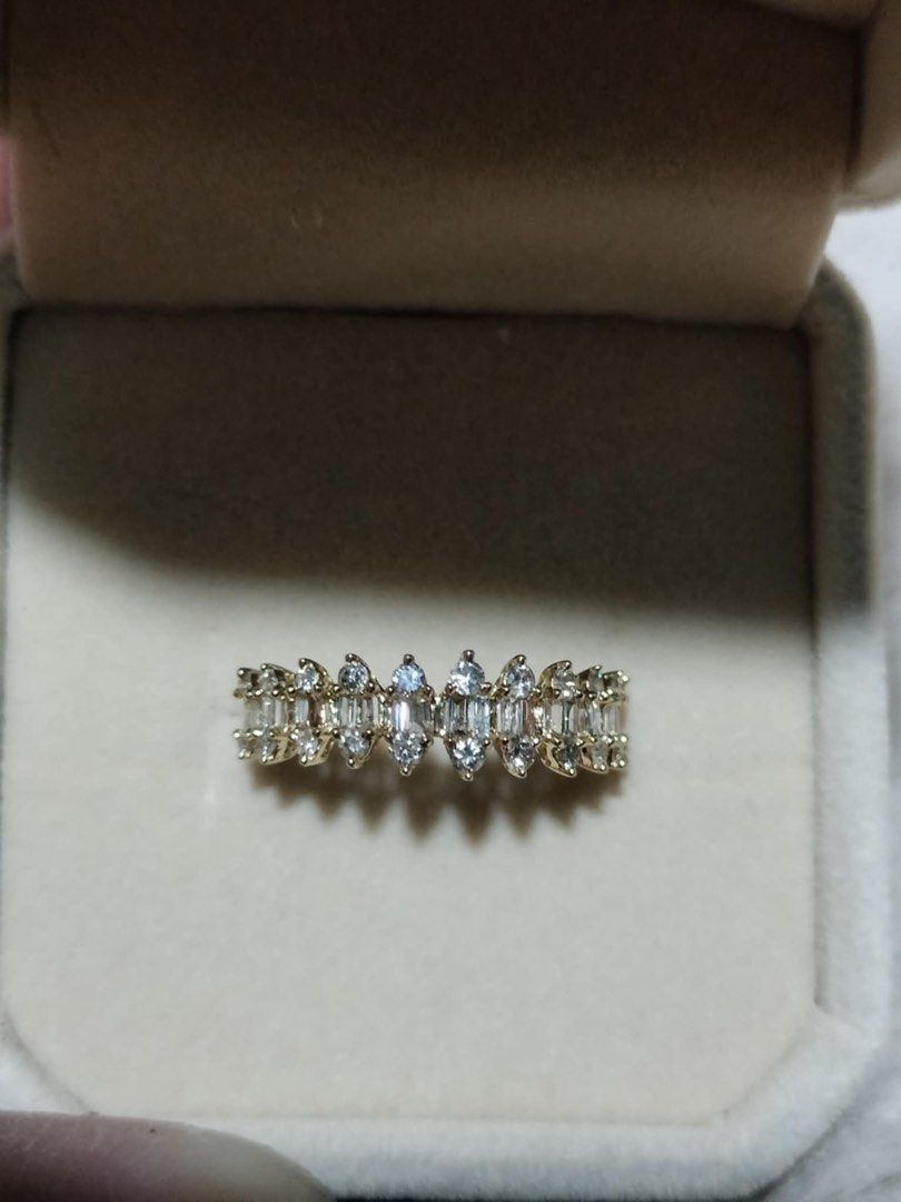 diamond ring (Category: Rings) located in Cavite. Submitted by beamitch (Listing ID 1383186387, Image 2). Description: 100% natural mined diamonds comes with certificate free sf tru lbc only money back guaranteed size 7 only available in yellow gold.