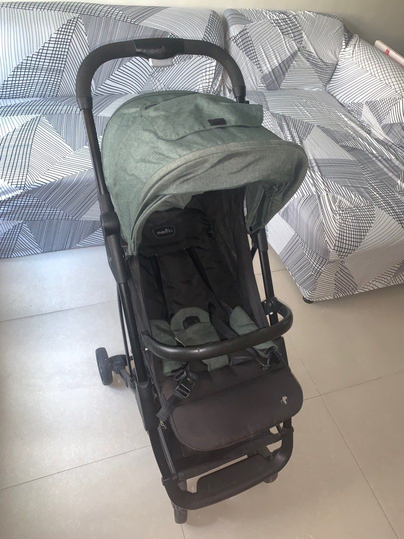 Evenflo stroller (Category: Strollers) located in Quezon City. Submitted by freeman520 (Listing ID 1383139216, Image 1). Description: Evenflo stroller Used but not abused .