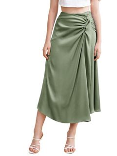 (Category: ) located in . Submitted by personalwardrobe03 (Listing ID 1383158212, Image 1). Description: .