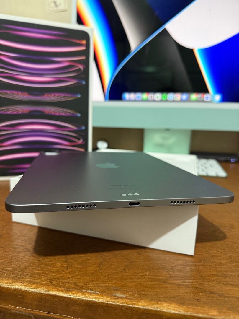 iPad Pro M2 11 inch 256gb 4th generation Wifi ONLY FIXED PRICE (Category: iPad) located in Manila. Submitted by razelysonn (Listing ID 1376761721, Image 2). Description: FIXED PRICE, No last price! - will not entertain offers. iPad Pro M2 256gb 11 inch 4th generation Wifi Only Space Gray Color No issue! everything is working great ~ No dents nor scratches Inclusions: Box & Unit Original essager cable Free Case Free screen protector Location: Bino