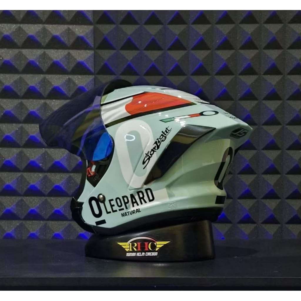 Js armor helmet 100% original easy green leopard motif, Motorcycles ...