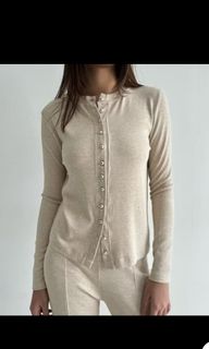 (Kategori: ) berada di . Dikirim oleh prelovedsalss (ID iklan 1383104374, Gambar 1). Deskripsi: .
