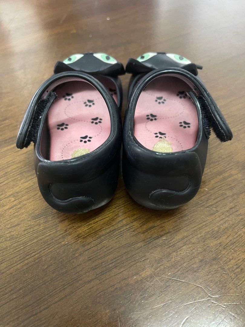 Kasut wangi Mini Melissa (Category: Babies & Kids Fashion) located in Kajang. Submitted by amcutoy159 (Listing ID 1383135873, Image 3). Description: 12 1/2 JPN 19 BRA 21 EUR 6 USA (insole 13cm).