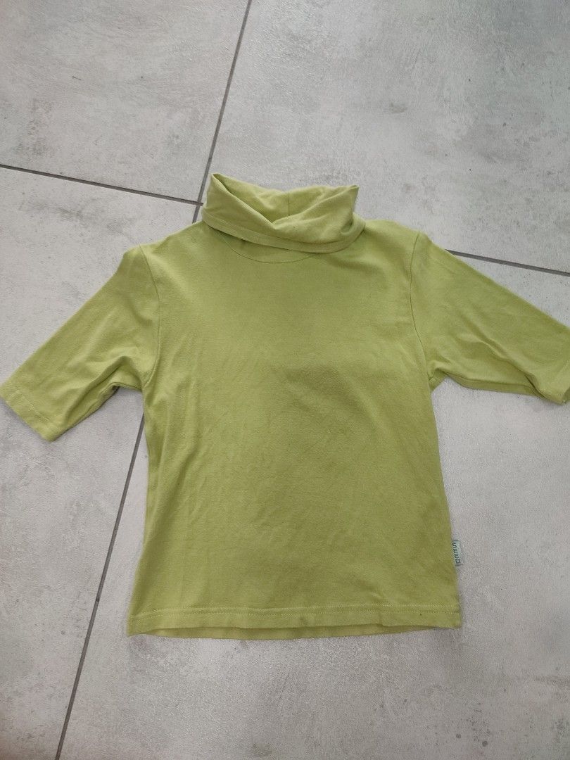 Kid top shirt (Category: Babies & Kids Fashion) located in Seri Kembangan. Submitted by a123455789 (Listing ID 1383137651, Image 1). Description: .