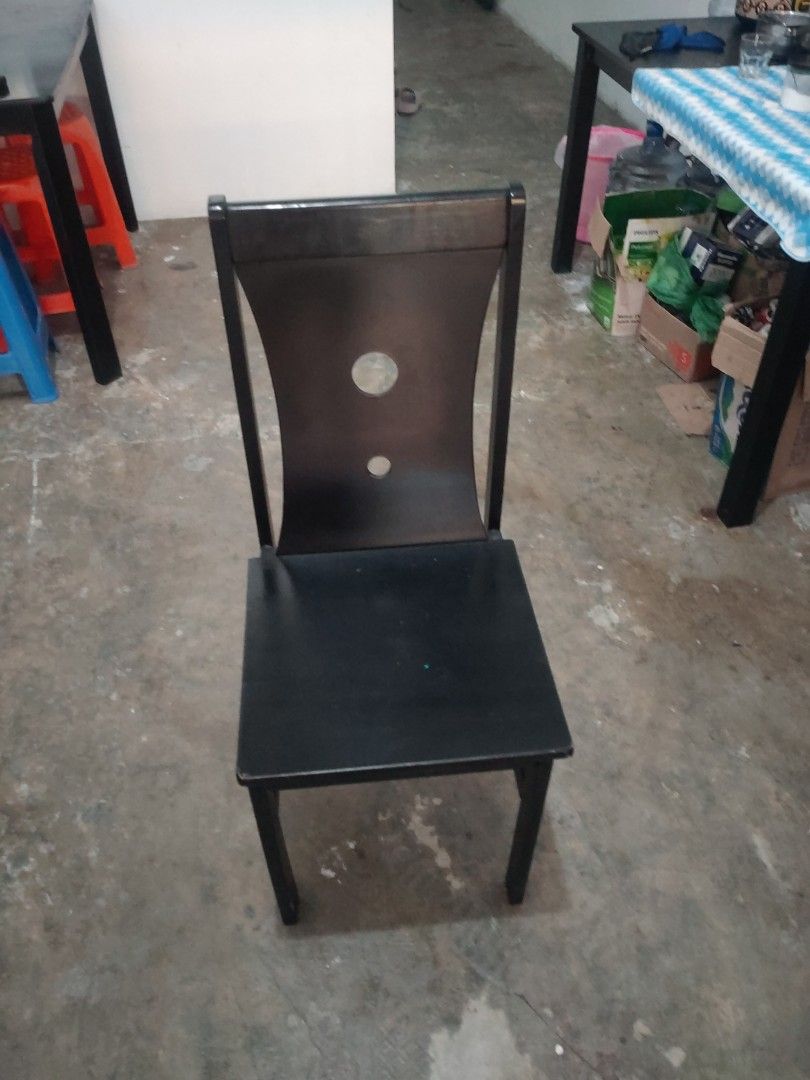 Kursi, Perabotan Rumah di Carousell