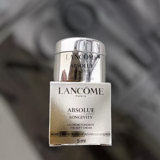 Lancome Absolue Cream Soft Cream 5ml 蘭蔻 菁純極緻完美玫瑰面霜(清爽輕盈版) 🉐$210/3pcs=15ml 優惠只限Carousell及順豐到付)64194530666625110