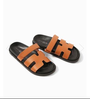 (Category: ) located in . Submitted by closetbyjj (Listing ID 1383177030, Image 1). Description: .