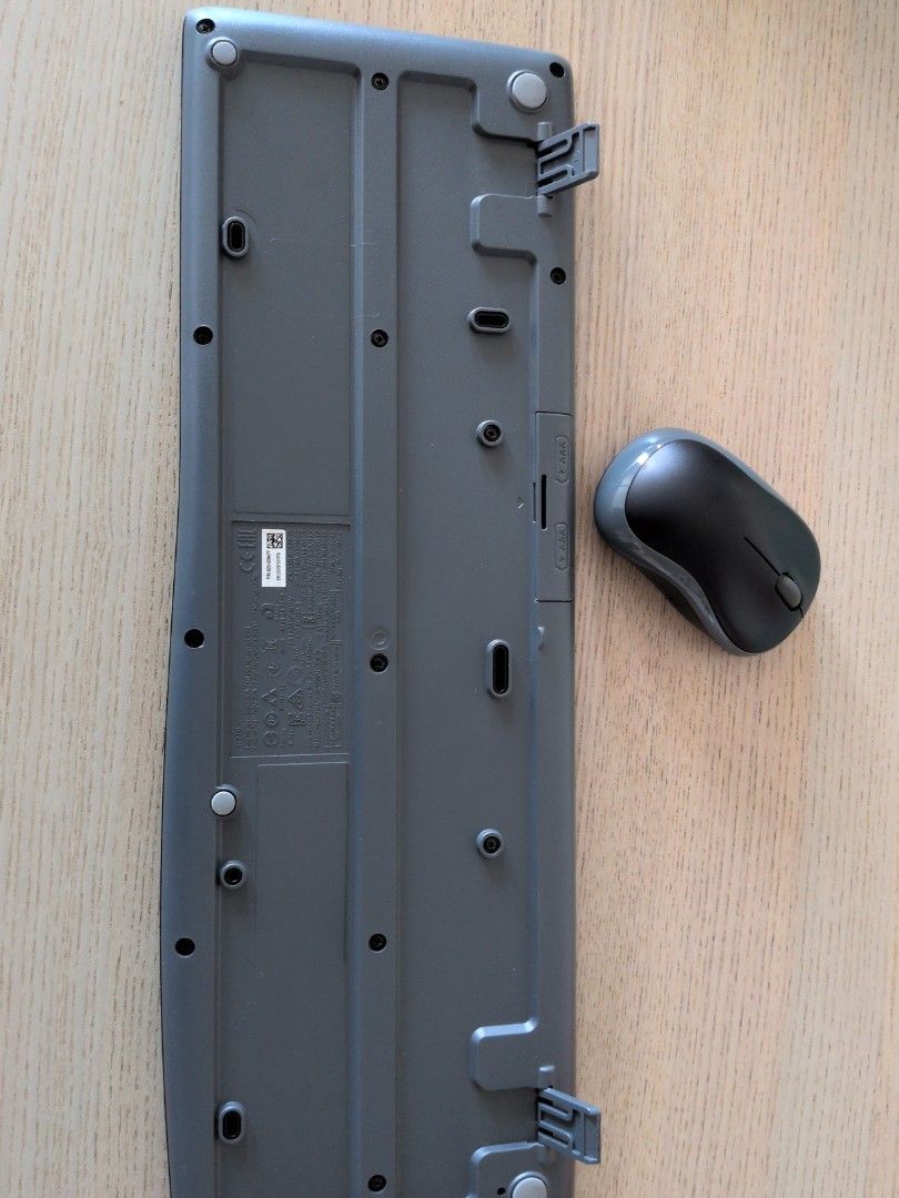 Logitech MK270 Wireless Keyboard and Mouse Combo63205804825473112