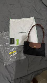 (Kategori: ) berada di . Dikirim oleh preloved_byagustin (ID iklan 1383193006, Gambar 1). Deskripsi: .