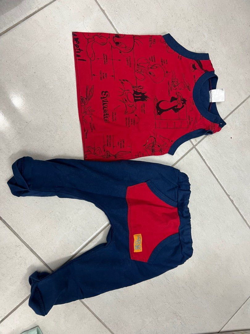 Looney tunes baby 0-6m (Category: Babies & Kids Fashion) located in Cyberjaya. Submitted by jijienajihamohsin (Listing ID 1383227320, Image 1). Description: Pakai less than 5 times… condition 8/10… .