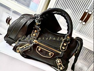 (Kategori: ) berada di . Dikirim oleh lamiarobashop (ID iklan 1383224456, Gambar 1). Deskripsi: .