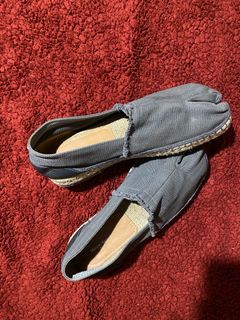 (Category: ) located in . Submitted by wearvintage.cc (Listing ID 1383220823, Image 1). Description: .