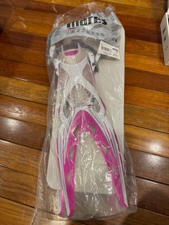 (Category: ) located in . Submitted by sistros (Listing ID 1383236730, Image 1). Description: .
