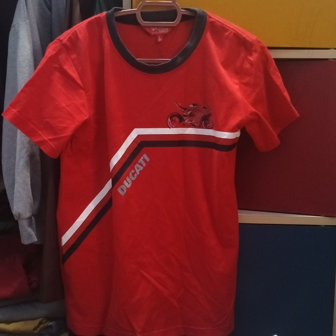 marvel kids shirt (Category: Babies & Kids Fashion) located in Klang. Submitted by anrly.9 (Listing ID 1383210938, Image 2). Description: .
