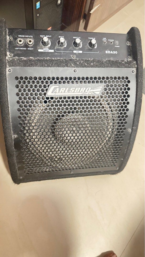 Monitor (Category: Soundbars, Speakers & Amplifiers) located in Singapore. Submitted by davenelsam (Listing ID 1383076793, Image 1). Description: Selling as I am clearing space. Never used before .