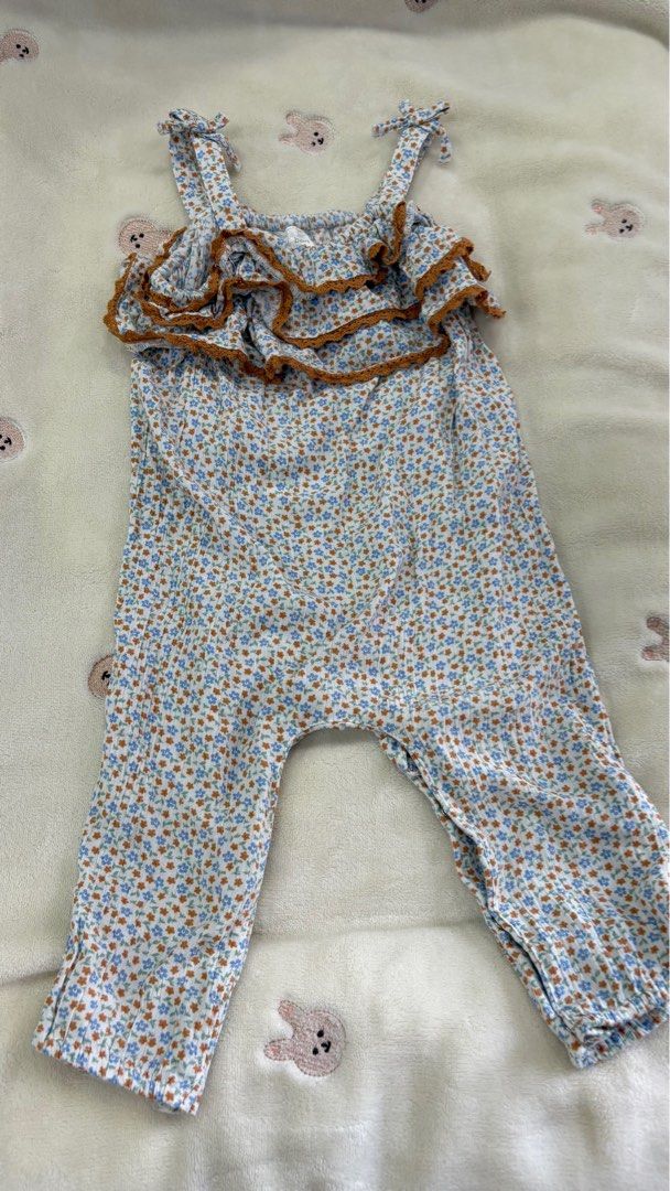 Next dungaree (Category: Babies & Kids Fashion) located in Cheras. Submitted by trdyn (Listing ID 1383124734, Image 1). Description: Preloved Next dungaree with romper 📌 size 9-12m 💵 RM 28 ⭐️ condition 8/10 Pos sm rm7 ss rm15/dfod.