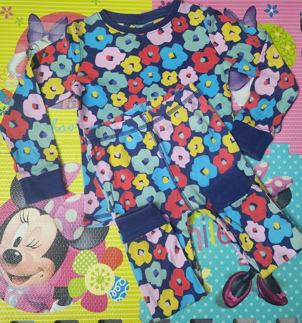 Next pyjamas (Category: Babies & Kids Fashion) located in Senawang. Submitted by faxxy23 (Listing ID 1383246591, Image 1). Description: prelove item not for fussy mummy size 2-3y.