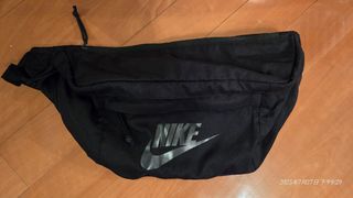 （分類：）位於 。 由 iamarunner 提交（商品編號 1383246719，圖片 1）。簡介： 。