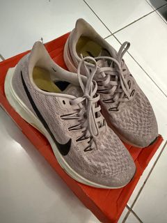 (Kategori: ) berada di . Dikirim oleh sunshinepreloved__ (ID iklan 1383142134, Gambar 1). Deskripsi: .