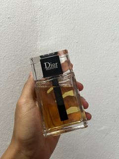 (Category: ) located in . Submitted by originalperfumesshop (Listing ID 1383127328, Image 1). Description: .