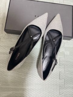 (Category: ) located in . Submitted by treasurege (Listing ID 1383084896, Image 1). Description: .