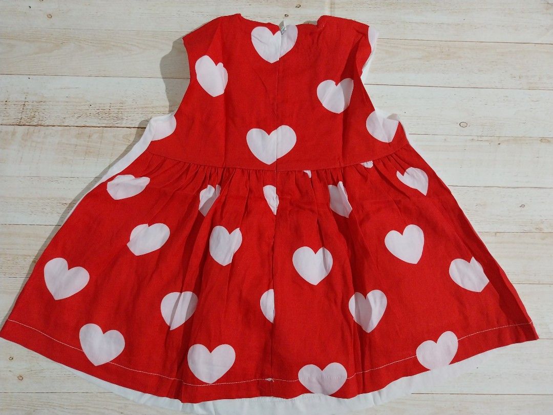 Pre❤️ Dress / Terusan Anak Perempuan Size 18M (Kategori: 1 hingga 3 tahun) berada di Jakarta Barat. Dikirim oleh jasmine.shop_ (ID iklan 1383248980, Gambar 2). Deskripsi: kondisi : 9/10 size : lihat foto ke 4 * no defect.