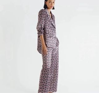 (Kategori: ) berada di . Dikirim oleh nits.outfit (ID iklan 1383213024, Gambar 1). Deskripsi: .