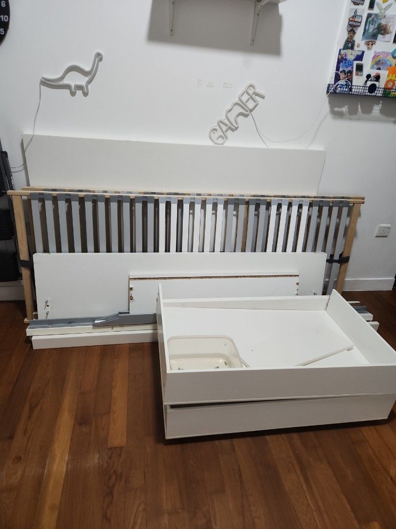 Queen Size Bed Frame65075080313601113