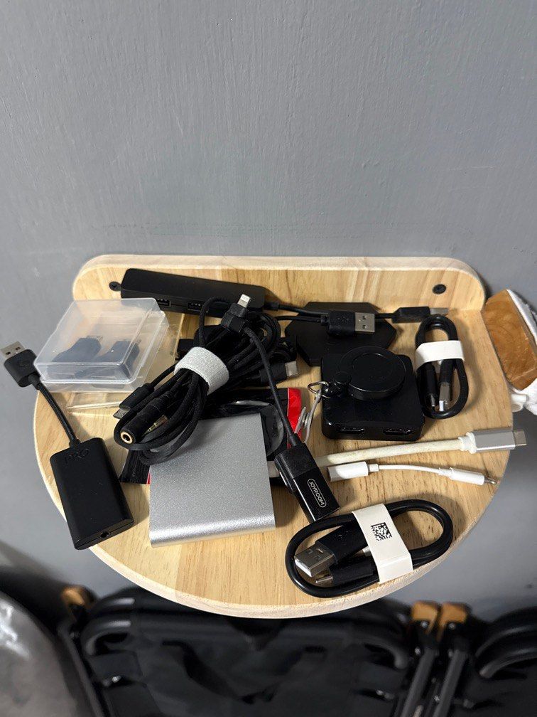 Random Cables Connectors