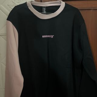(Kategori: ) berada di . Dikirim oleh myoriginalwardrobe (ID iklan 1383148456, Gambar 1). Deskripsi: .