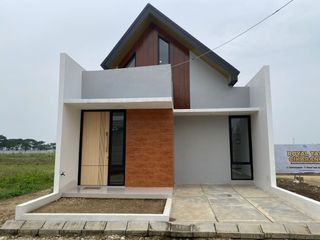(Kategori: ) berada di . Dikirim oleh archproperty (ID iklan 1383142808, Gambar 1). Deskripsi: .