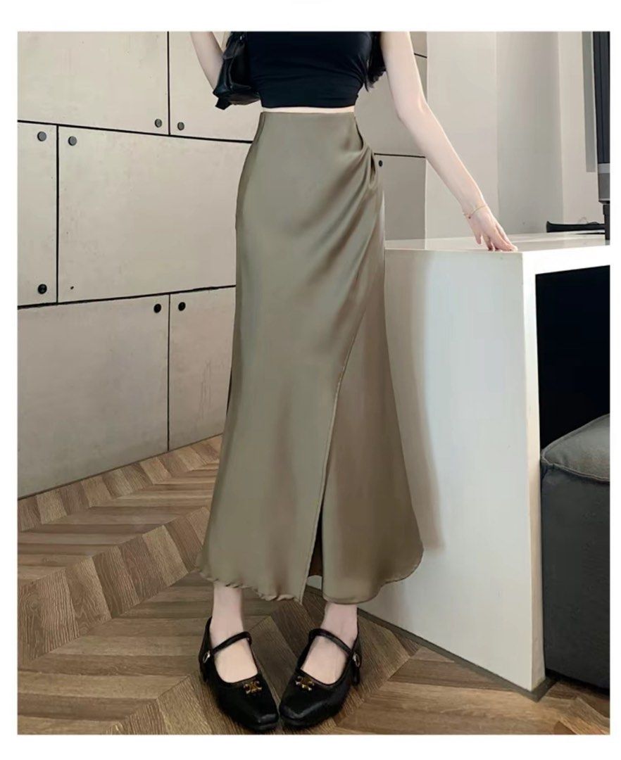 Satin/Silk Midi fishtail skirt (Category: Skirts) located in Manila. Submitted by ideclutteranything (Listing ID 1383169220, Image 2). Description: XL Size .