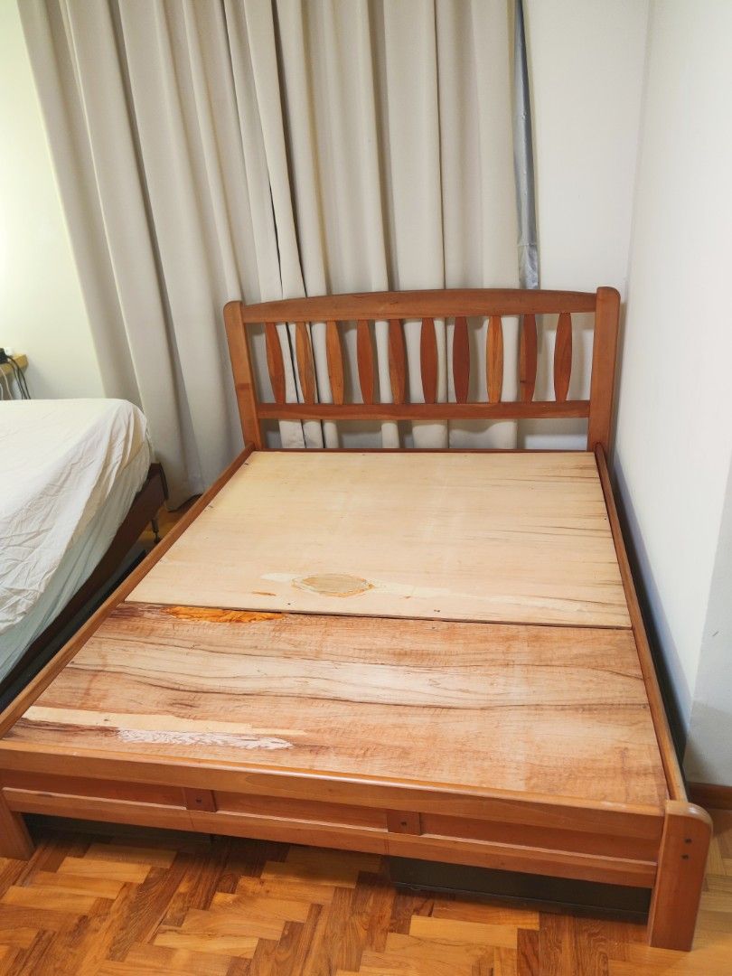 Solid Wood Queen Size Bed Frame65075081794307111