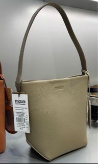 (Kategori: ) berada di . Dikirim oleh anystufff_ (ID iklan 1383258216, Gambar 1). Deskripsi: .