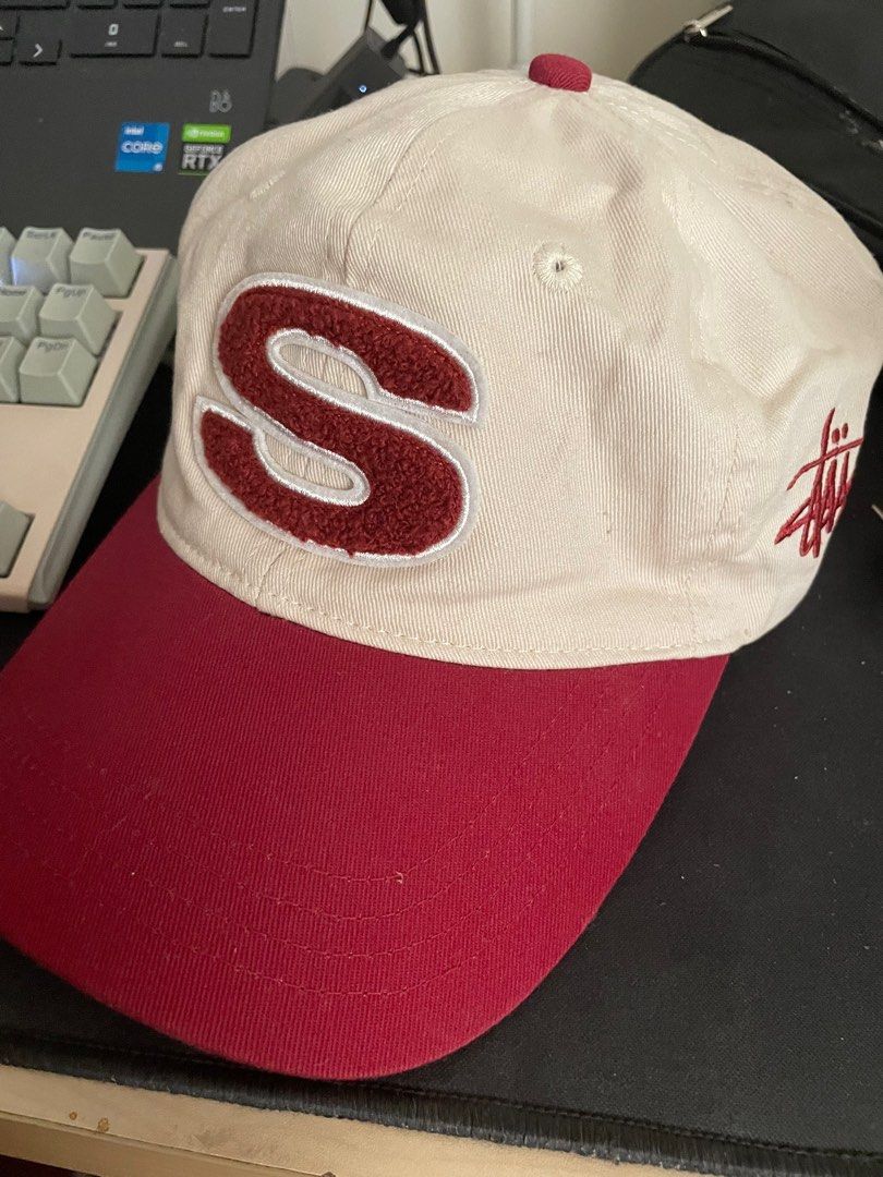 Stussy Chenille S Cap (Category: Caps & Hats) located in Manila. Submitted by cdabs (Listing ID 1383190726, Image 1). Description: rfs: not used anymore.