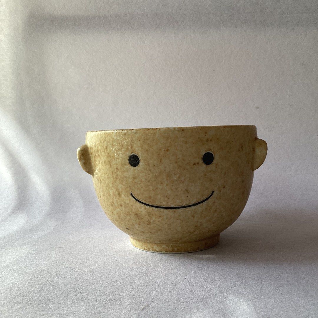 SunArt Smiley Bowl (Category: Coffee & Tea Tableware) located in Davao. Submitted by atbpshop192593 (Listing ID 1383239933, Image 1). Description: Php230 SunArt Smiley Bowl *stain on the side H: 2.9 inches L: 4 inches Please REVIEW PHOTOS First to pay.