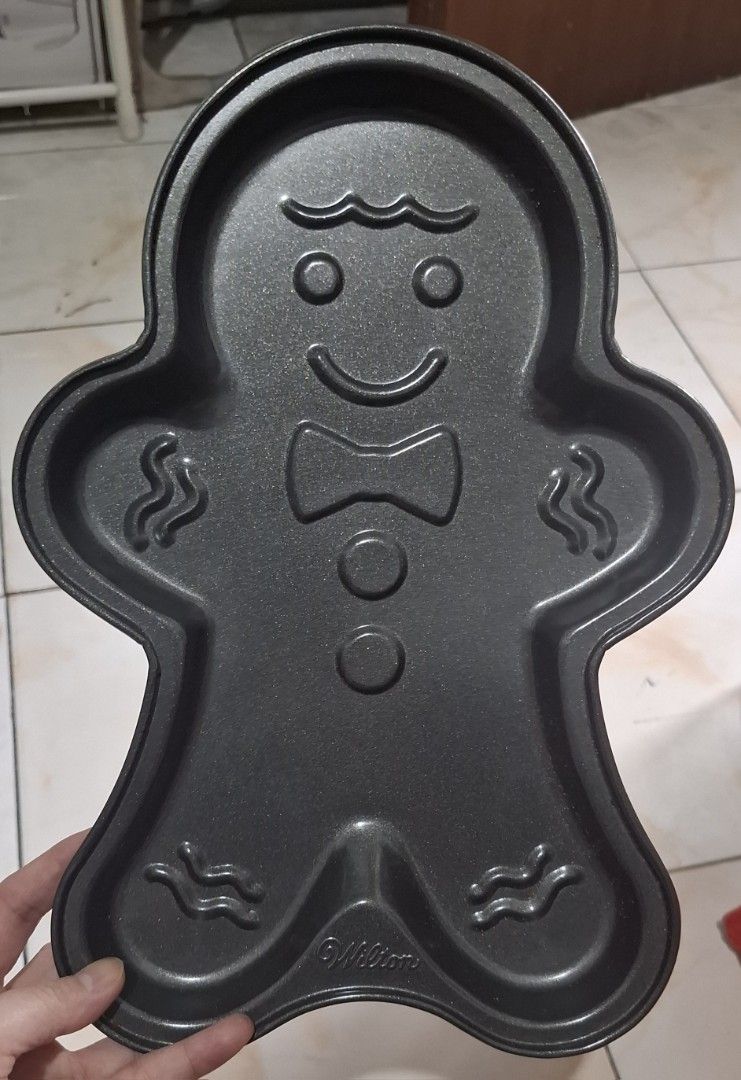 Take All Baking Pans (Category: Bakeware) located in Bulacan. Submitted by gjeen (Listing ID 1383091692, Image 2). Description: *some old, some new (12 pieces) 5 - brand new *NOT sold individually, MUST be take all.