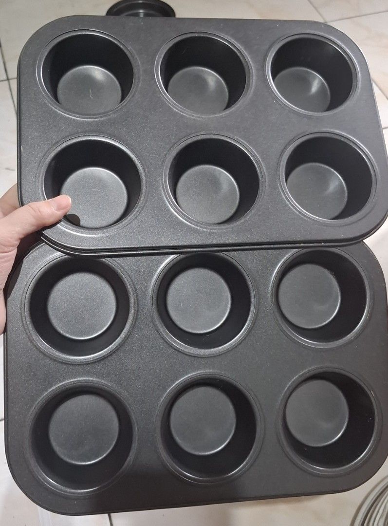 Take All Baking Pans (Category: Bakeware) located in Bulacan. Submitted by gjeen (Listing ID 1383091692, Image 3). Description: *some old, some new (12 pieces) 5 - brand new *NOT sold individually, MUST be take all.